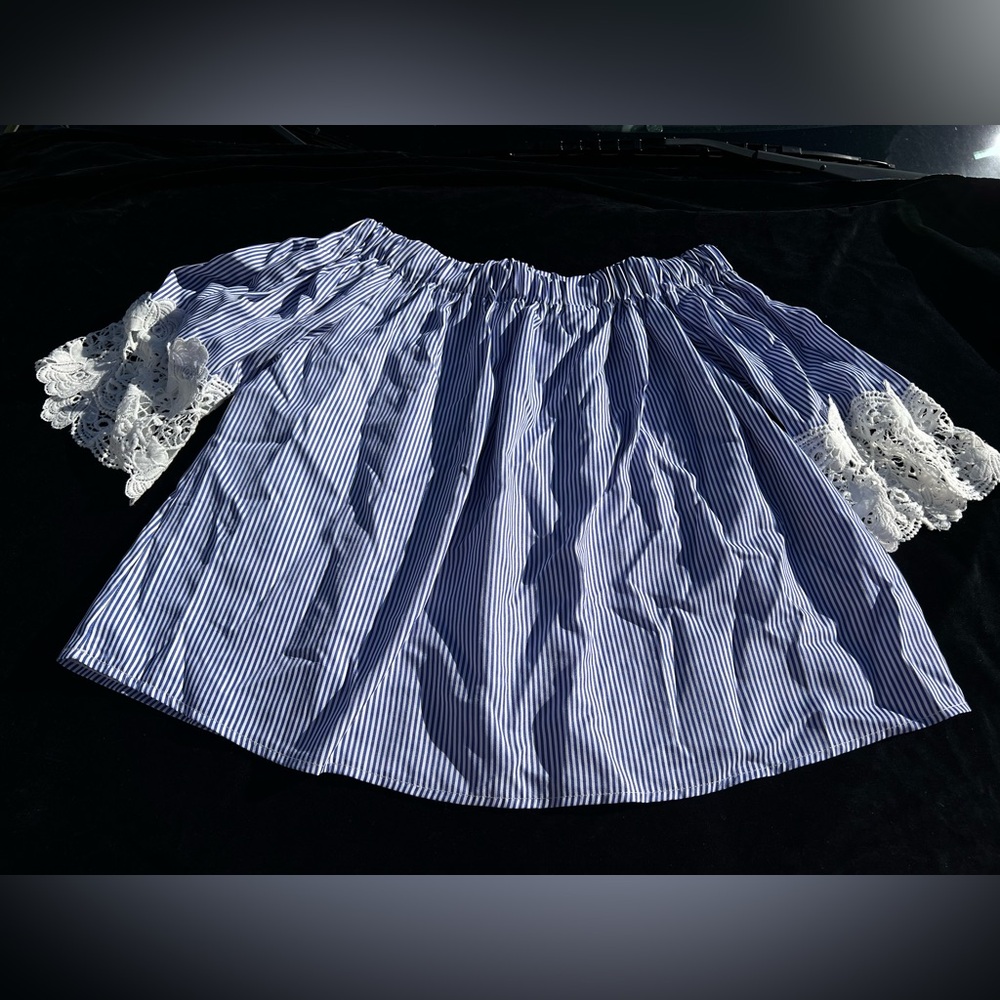 Girl Evolution Blue/White Stripe Off Shoulder Blouse with Lace Sleeves Size L